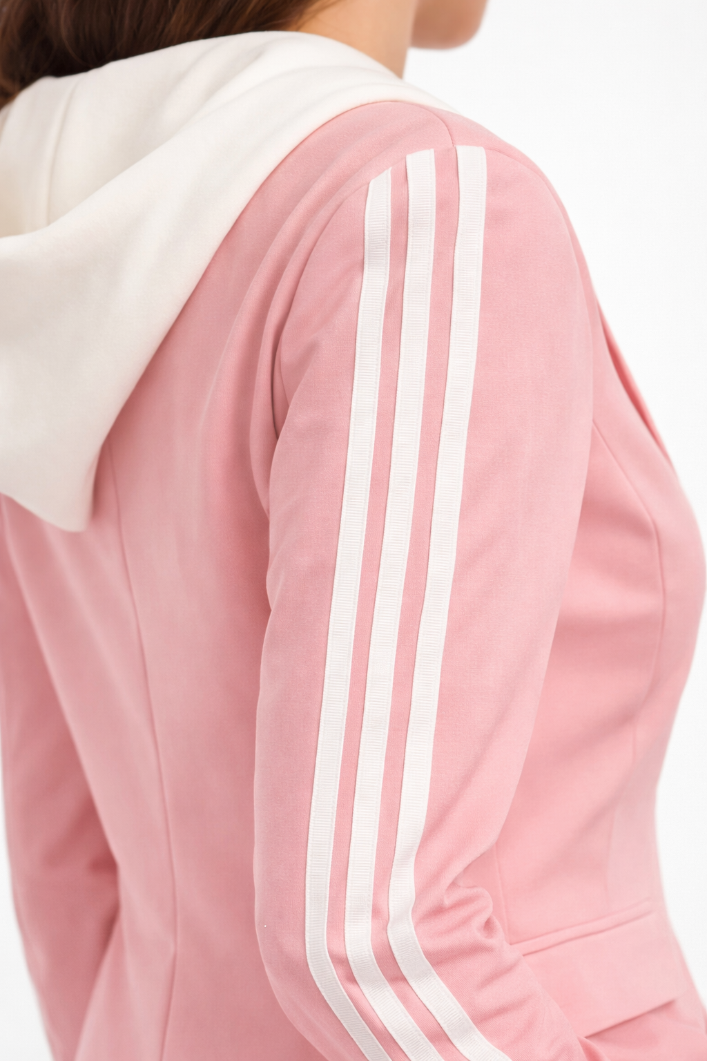 Completo Rosa Sporty Chic con Blazer e Pantalone a Righe Laterali