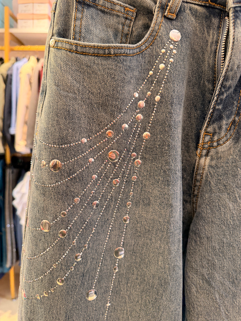 Jeans MOM FIT con strass