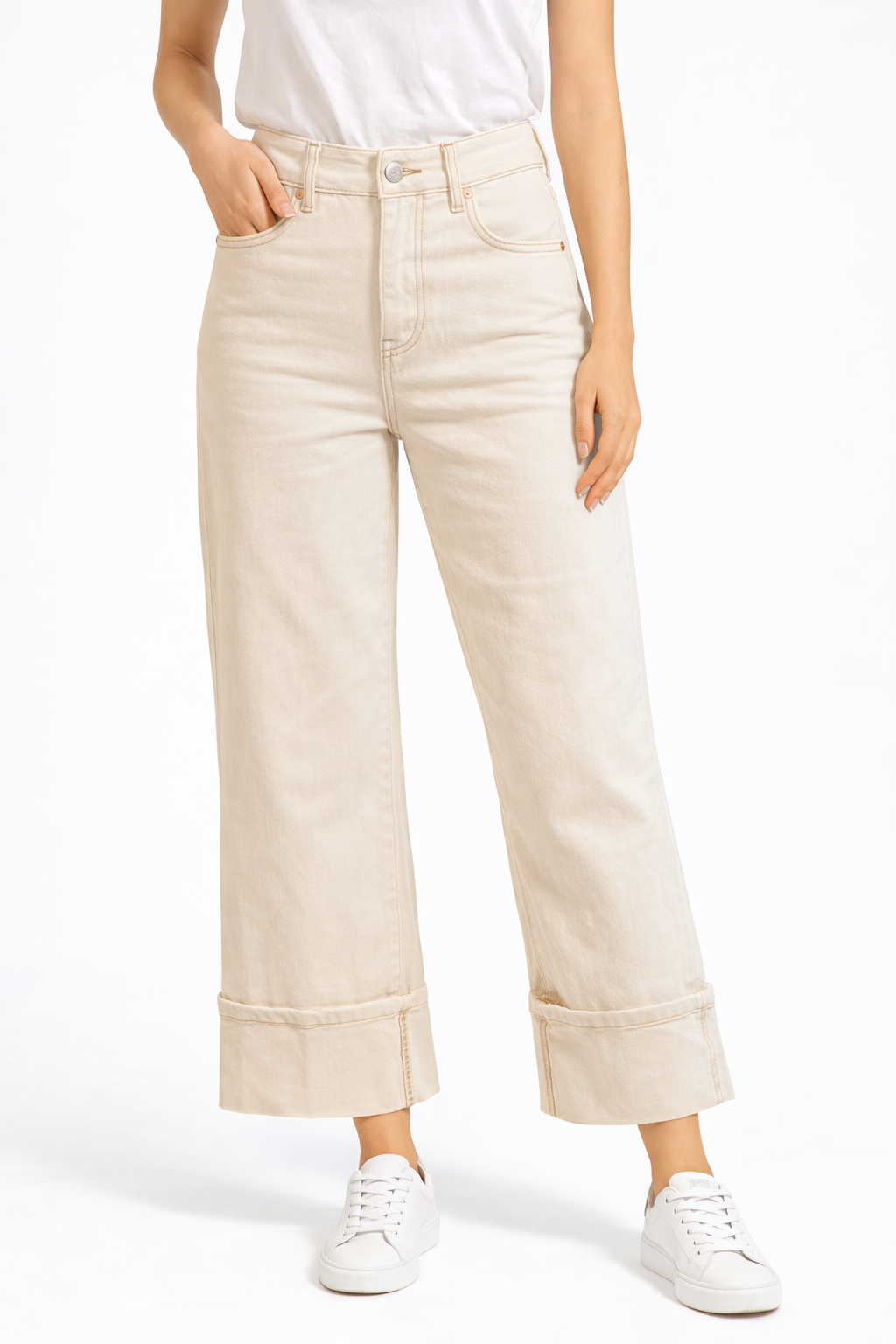 Jeans a Palazzo con piegone e risvolto