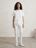 T-shirt Bianca con Balze in Tulle – Eleganza Romantica