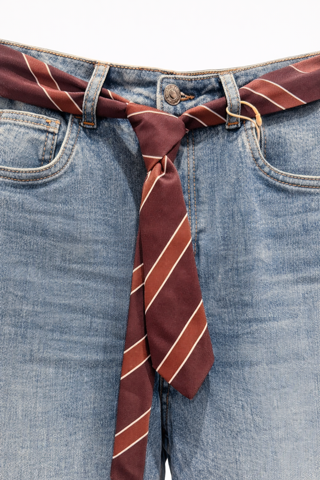 Jeans Balloon “Harper” con Cintura Cravatta